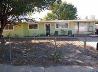 2804 S Emerald St, Roswell, NM 88203