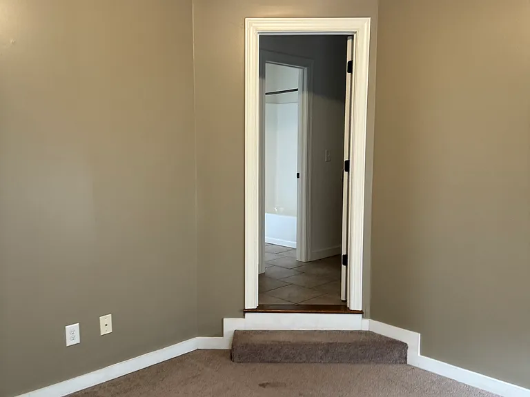 6121 Clubhouse Dr — Photo 68