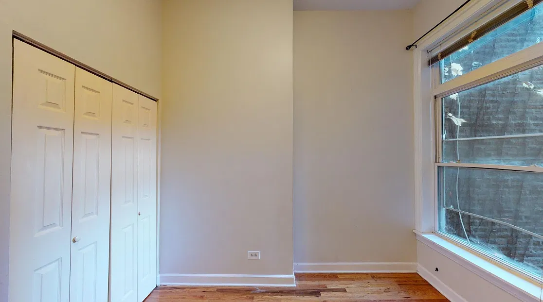 20 S Seeley Ave — Photo 4