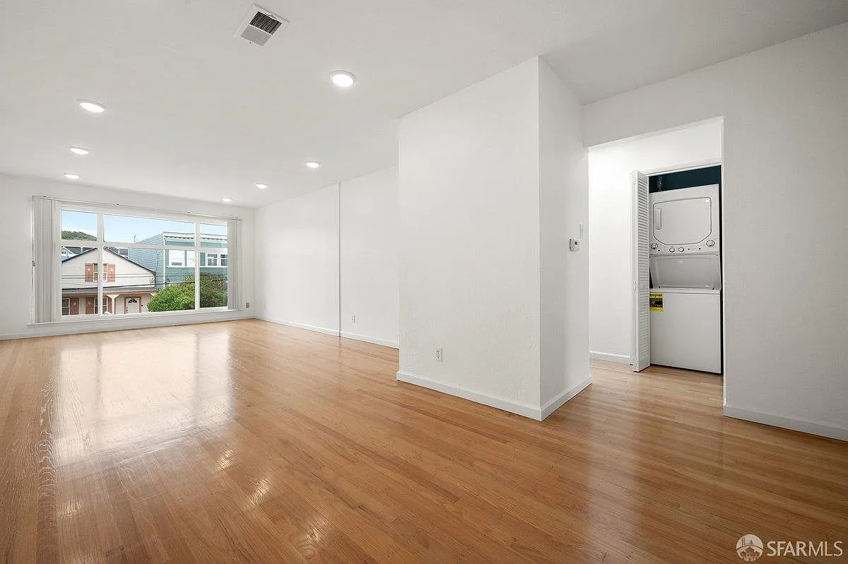 2 bed, 1.0 bath, $4,950 — Photo 1