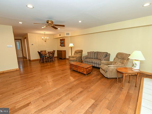 4th image of 41 Twin Brooks Dr #41F