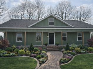 6 Monks Rd, Fayetteville, TN 37334