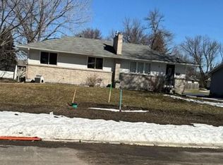 609 Vine Ave W, Montgomery, MN 56069