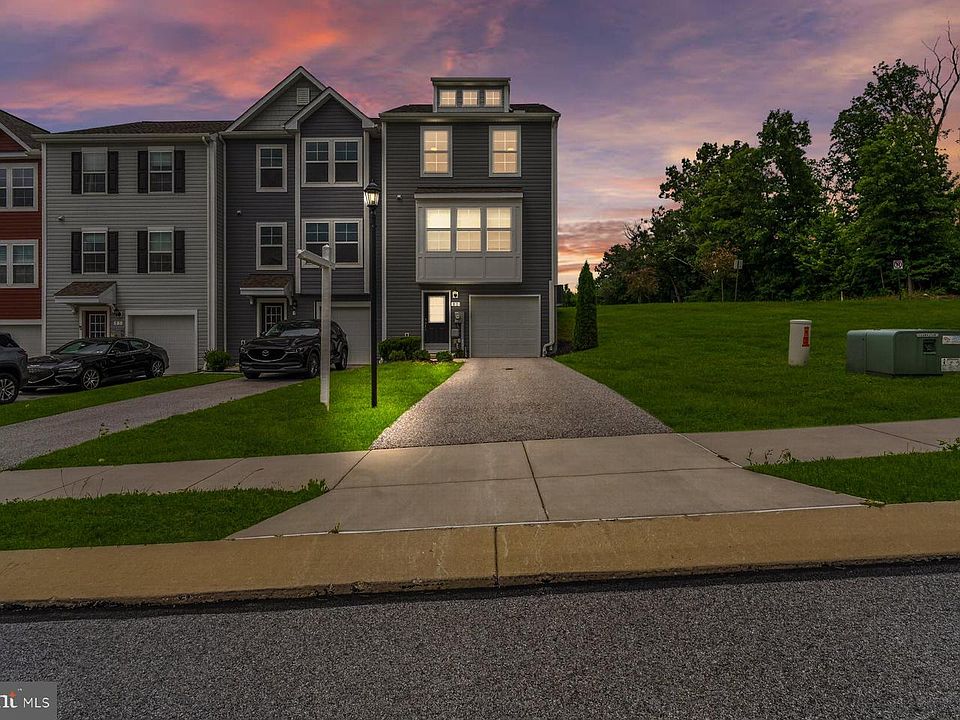 1st image of 81 Ayrshire Dr