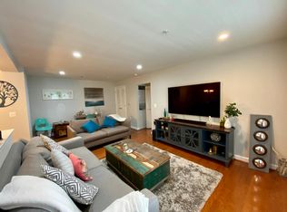4149 S Four Mile Run Dr UNIT 304, Arlington, VA 22204