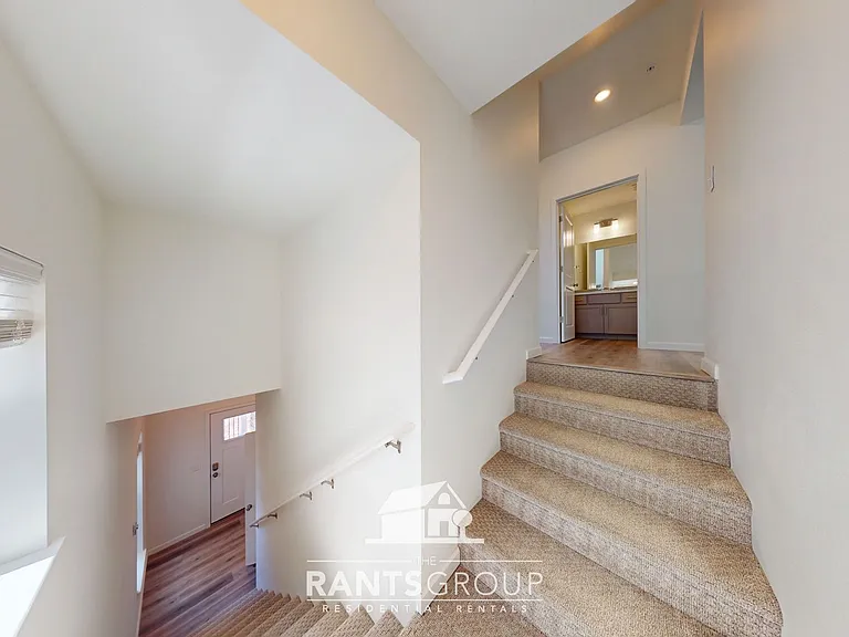 1653 Starlight Ln SW — Photo 22