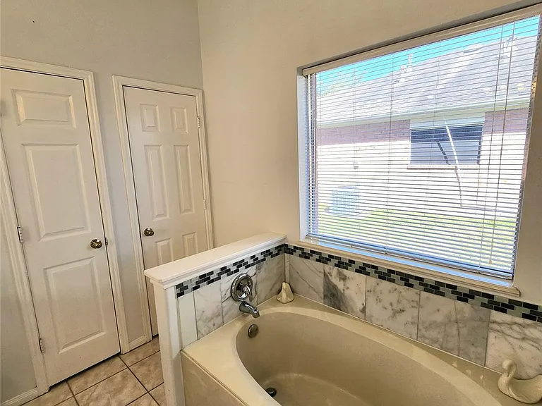 14335 Berrington Dr — Photo 14