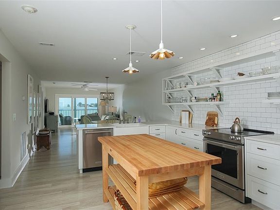 5th image of 6021 Boca Grande Cswy Building G