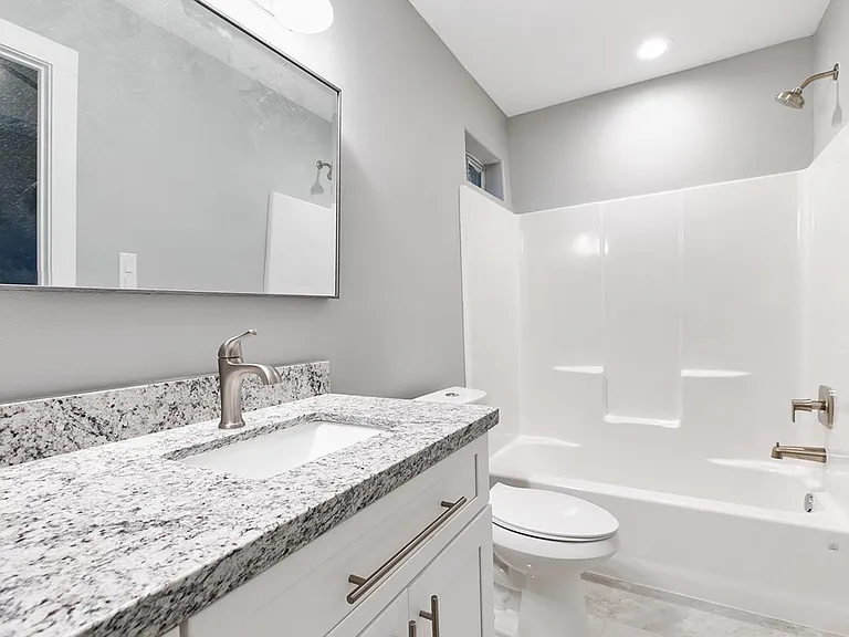 4 Augusta Dr — Photo 27