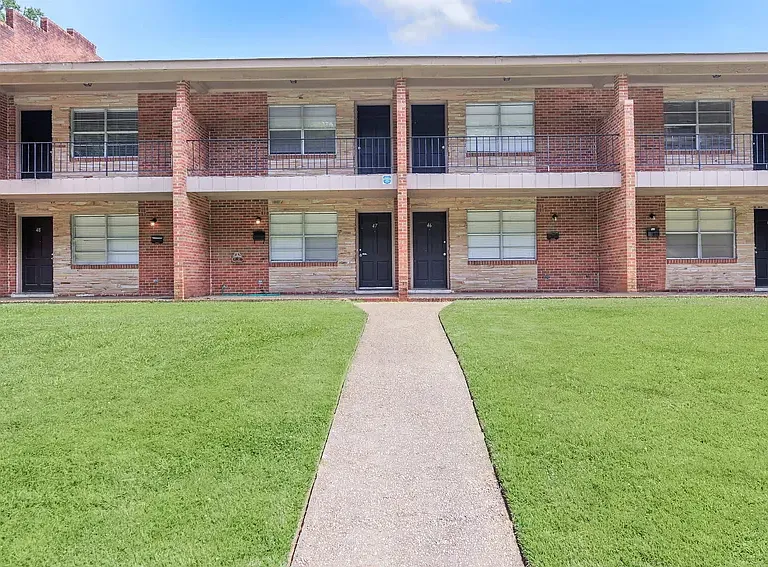 Riverwalk Townhomes At Wedgefield Court — Photo 17