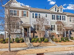 9236 Ainslie Downs St, Charlotte, NC 28273