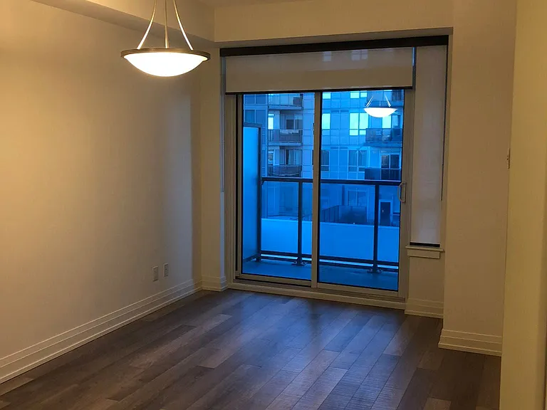 7165 Yonge St #632 — Photo 4