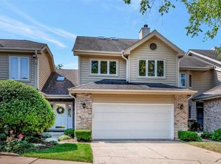 1503 Canterbury Ct, Darien, IL 60561