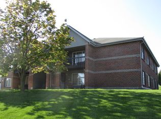 S75W16775 Jacob Ct, Muskego, WI 53150