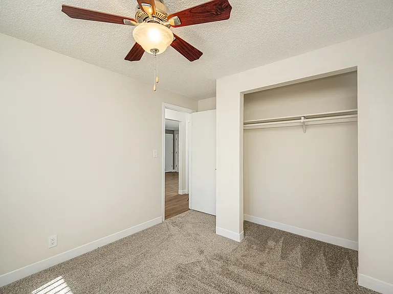 Hopkins Horizon Apartments — Photo 10