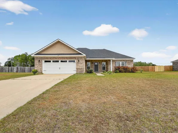 320 Four Seasons Dr, Statesboro, GA 30458