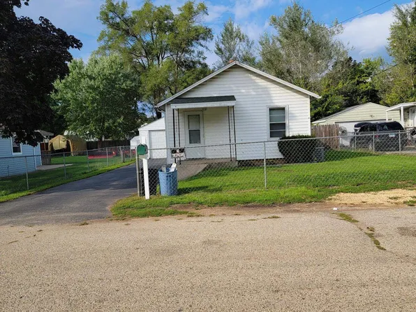 820 Barnum Rd, Rockford, IL 61109