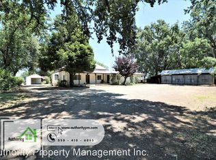 5495 Shady Ln, Anderson, CA 96007