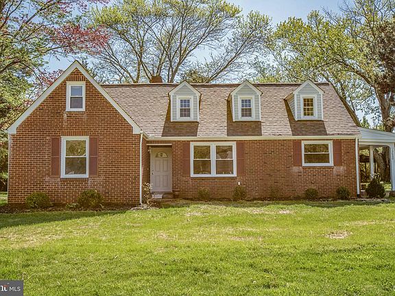 2nd image of 10600 Woodland Dr