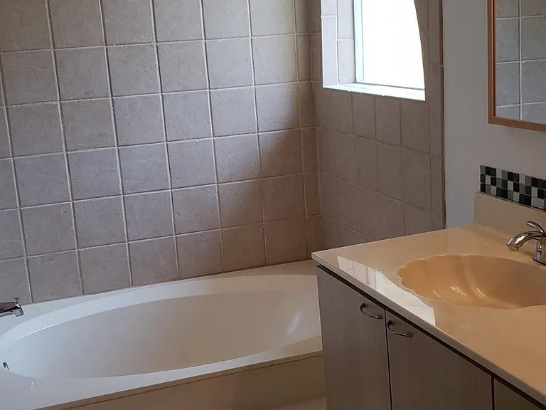 5326 Buckhead Cir #2010 — Photo 8
