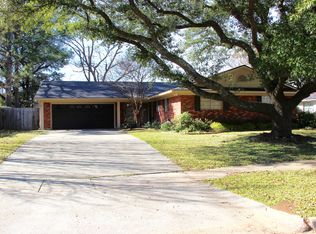706 Robards St, Shreveport, LA 71105