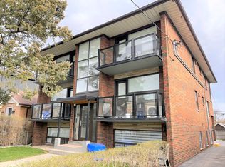131 Lake Cres #2, Toronto, ON M8V 1W2