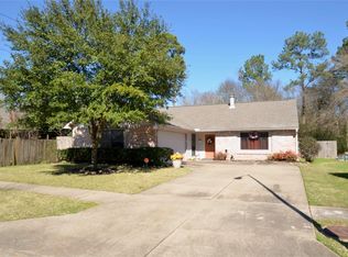 22710 Millgate Dr, Spring, TX 77373