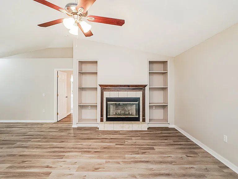 459 Flamingo Ct — Photo 4
