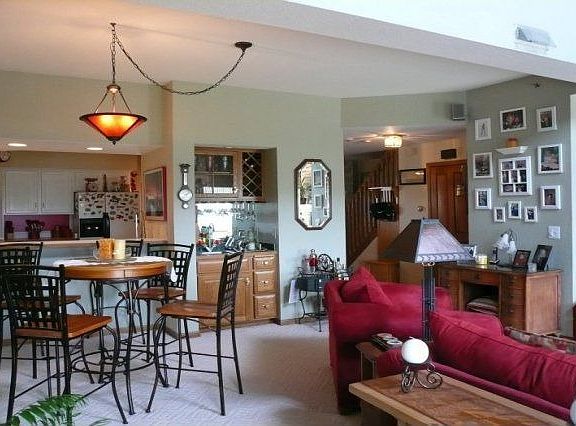 Living and Dining Area