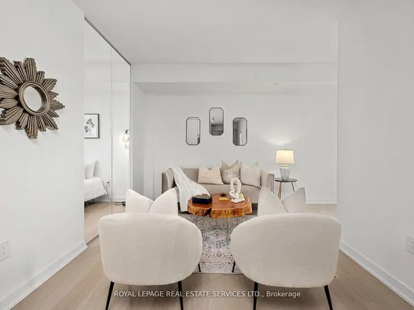 859 The Queensway #608, Toronto, ON M8Z 1N8