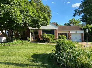 214 Cannonbury Dr, Saint Louis, MO