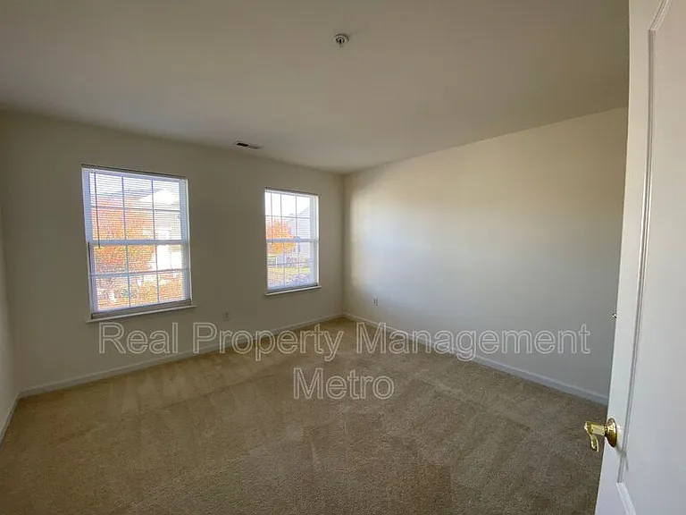 9717 Evening Bird Ln — Photo 13