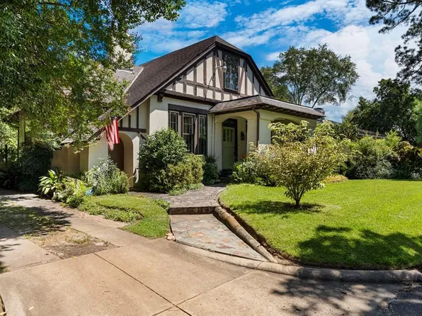 1136 E Dinglewood Dr, Columbus, GA 31906