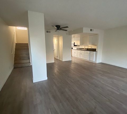 3rd image of 313 E Pine St APT 11