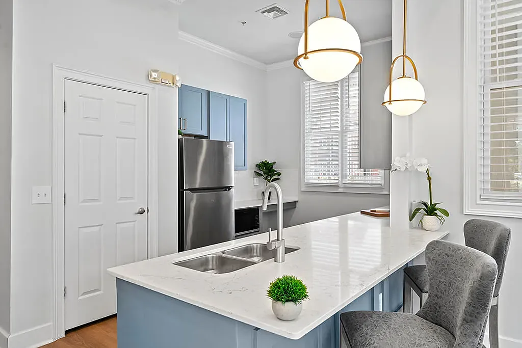 Grand Oaks Apartment Homes — Photo 1