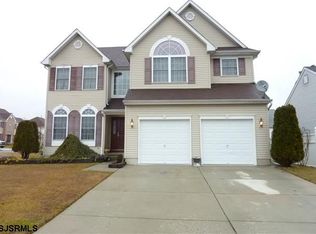 100 Wildflower Ct, Egg Harbor Township, NJ 08234