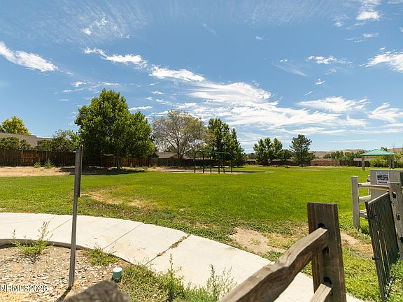 3rd image of 523 River Ranch Rd