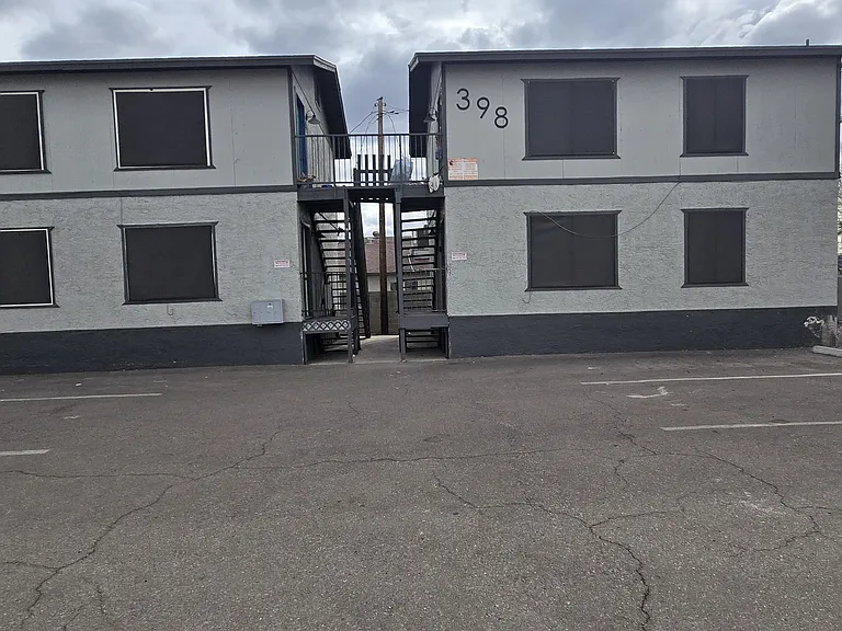 398 N 20th Dr #1 — Photo 1