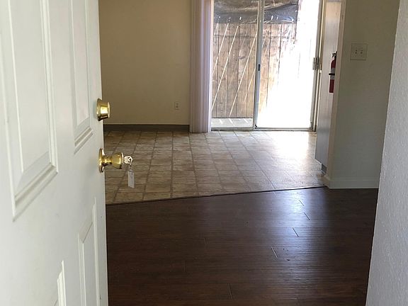 4th image of 404 Corson Ave APT A