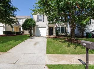 7121 Sycamore Grove Ct, Charlotte, NC 28227