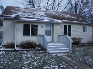 107 S State St, Paw Paw, MI 49079