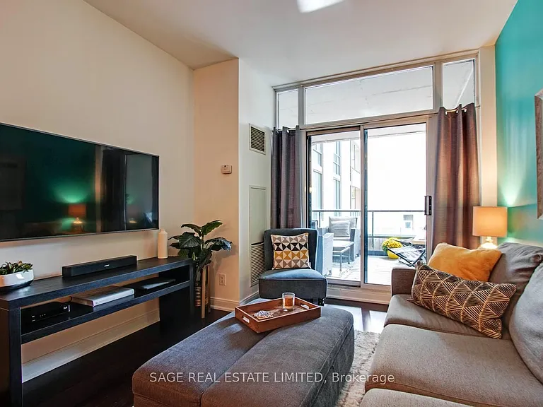 88 Broadway Ave #202 — Photo 13