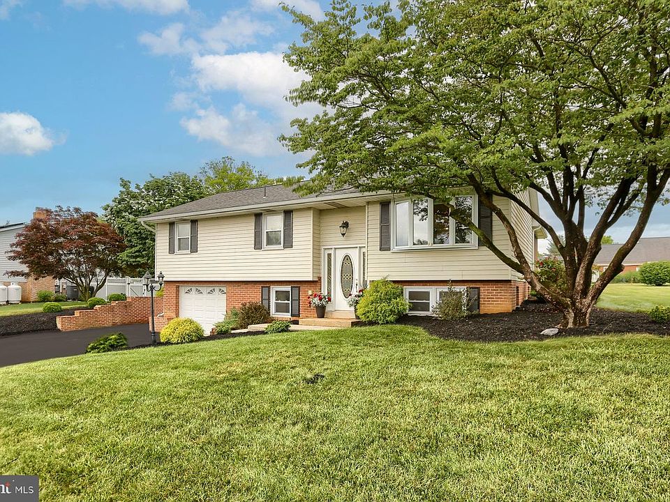 1st image of 1824 Rhoda Ave