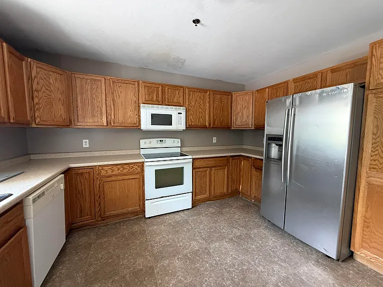 295 Mechanic St #5 — Photo 3