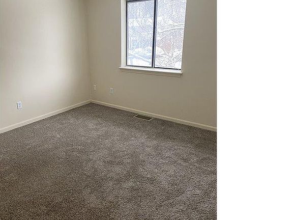 2nd image of 313 Willowbrooke Dr