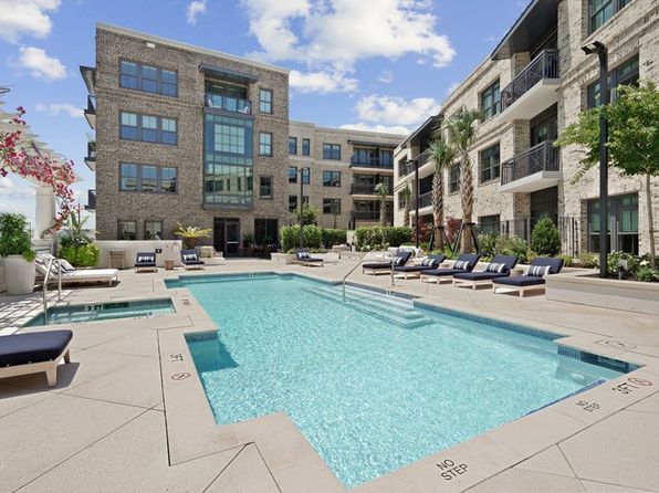 31 Laurens St #2520