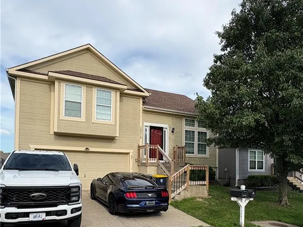 12315 N Atkins Ave, Kansas City, MO 64163