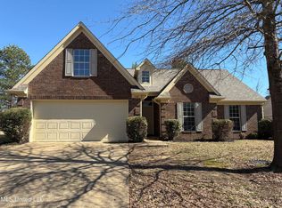 108 Oakleigh Dr, Batesville, MS 38606
