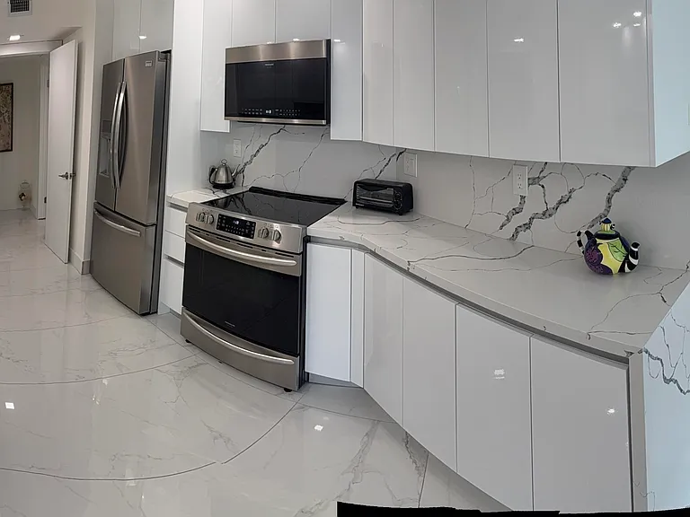 16425 Collins Ave #2514 — Photo 8
