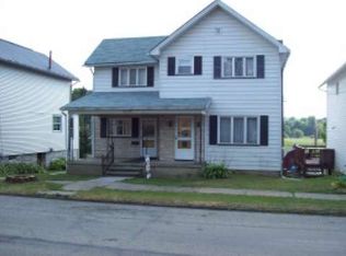 609 Jackson St, Reynoldsville, PA 15851